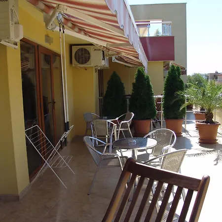Buena Vissta Hotel 3*